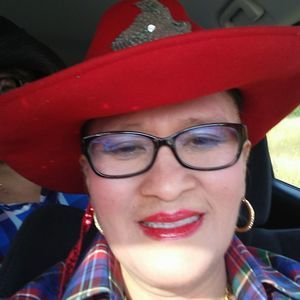 Meet your Posher, Maybelline